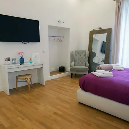 Nocleg ze śniadaniem Caracciolo Beb Neapol