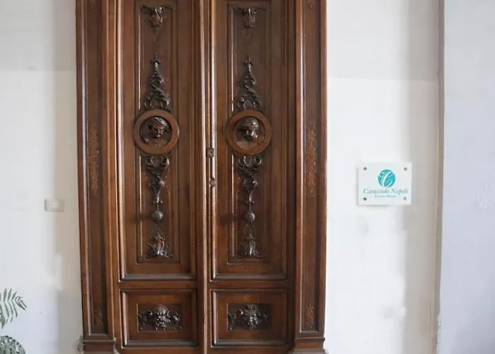 Caracciolo Beb Couette-café Naples